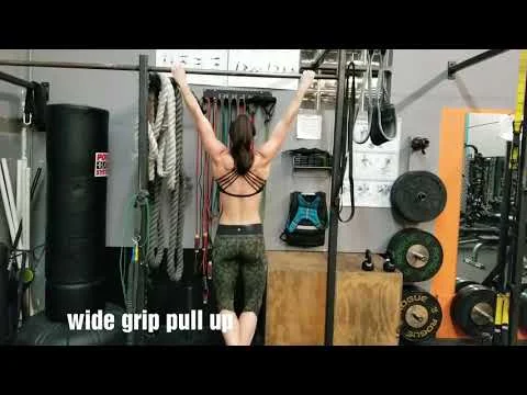 Wide Grip Pull Up (Copy)