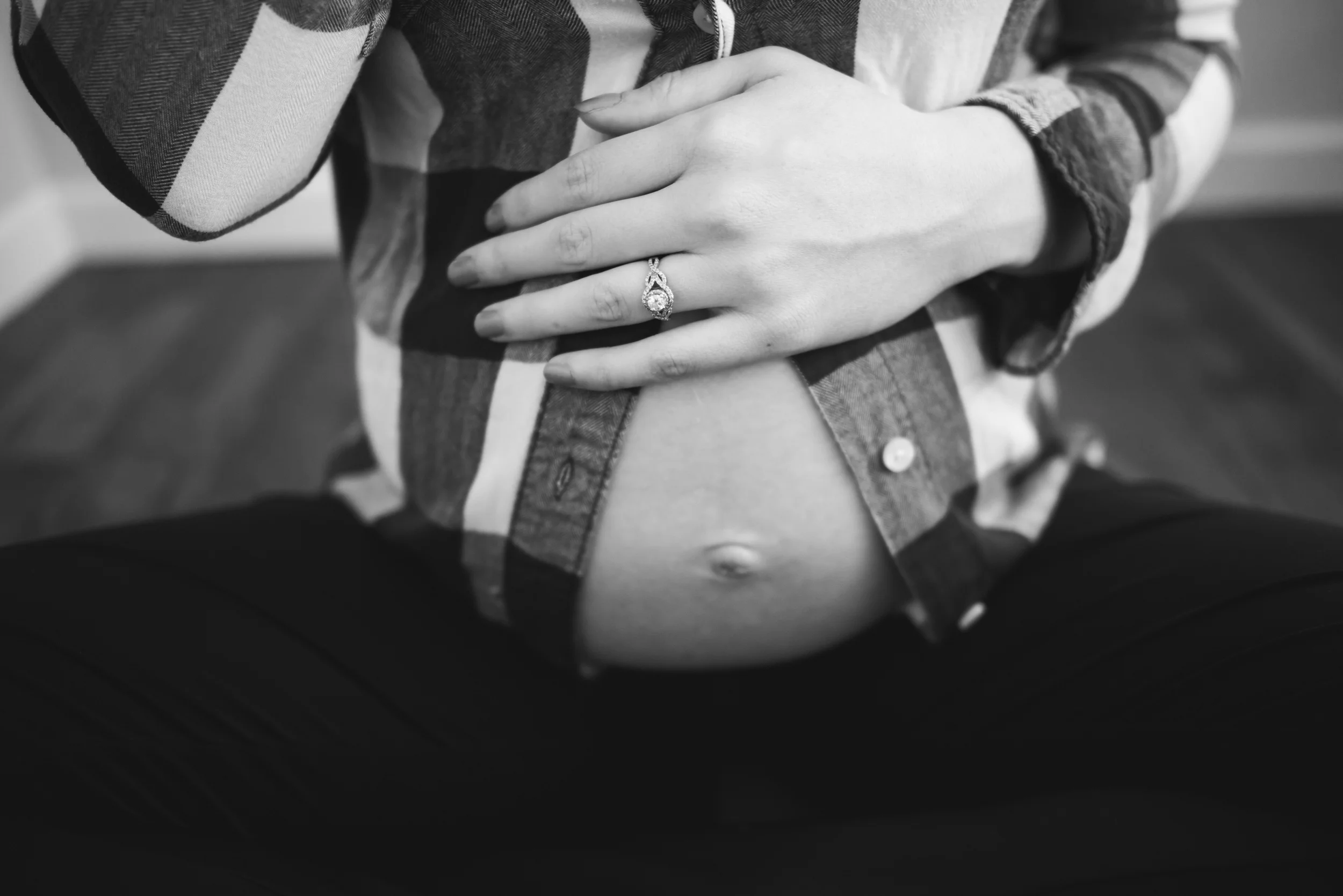 oregon-lifestyle-photographer-kellie-maternity-3.jpg
