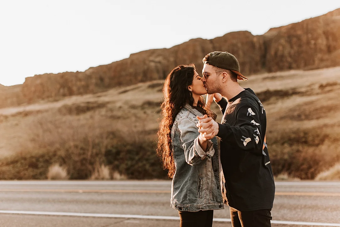 nbp-edgy-skater-couple_0003.jpg
