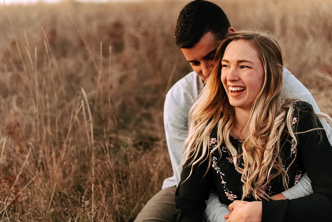 hillside couple session_0008.jpg
