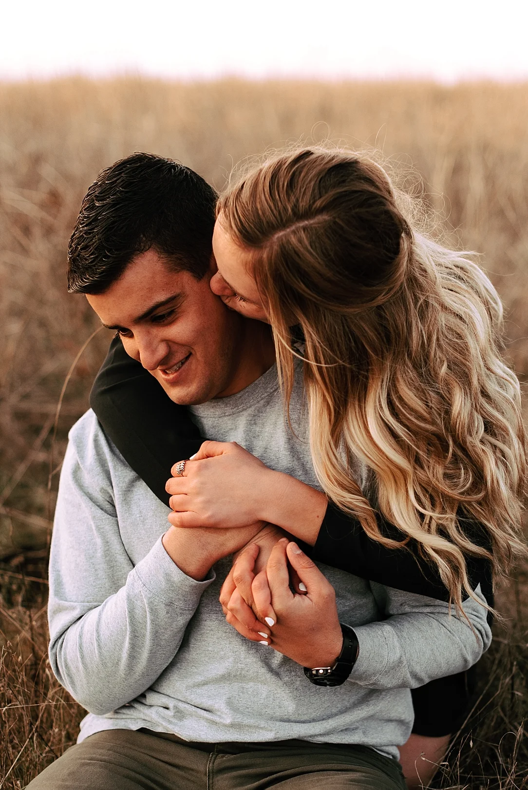 hillside couple session_0009.jpg