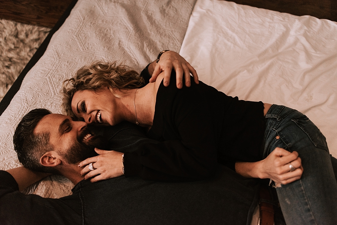 cozy playful nashville in home session_0028.jpg