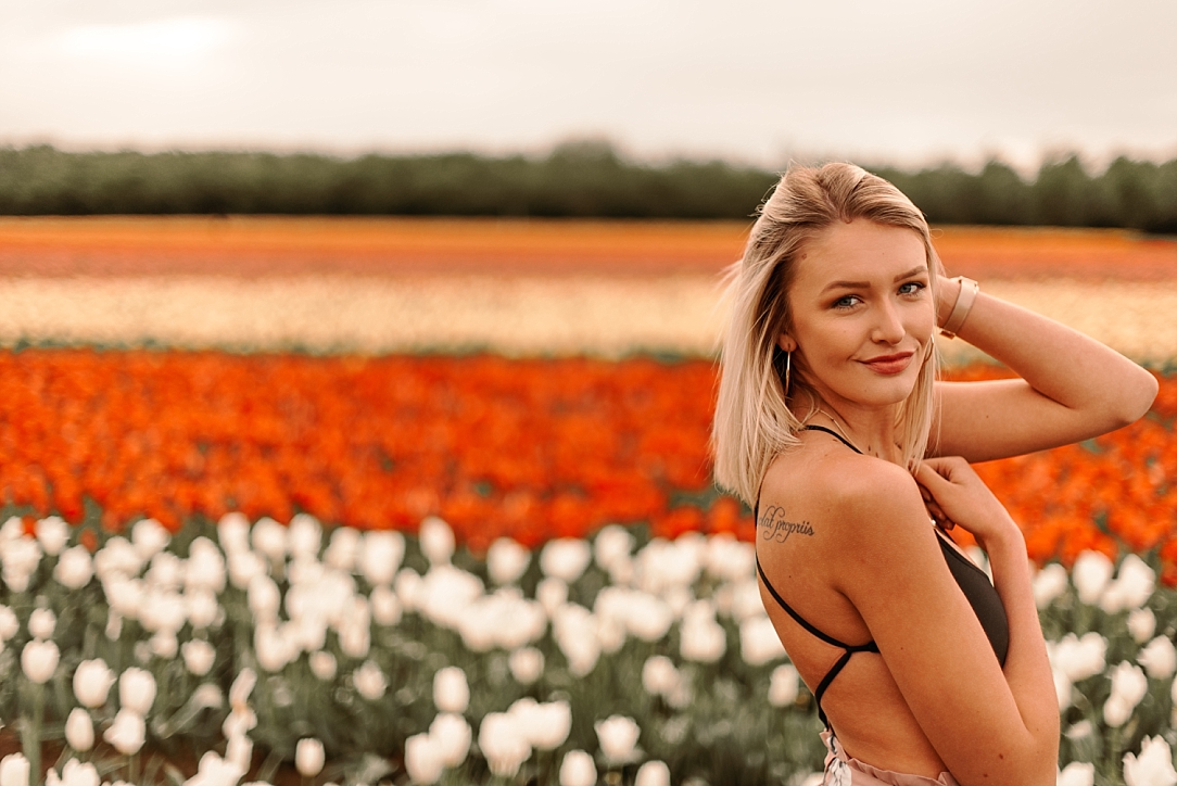 spring tulip senior session_0003.jpg
