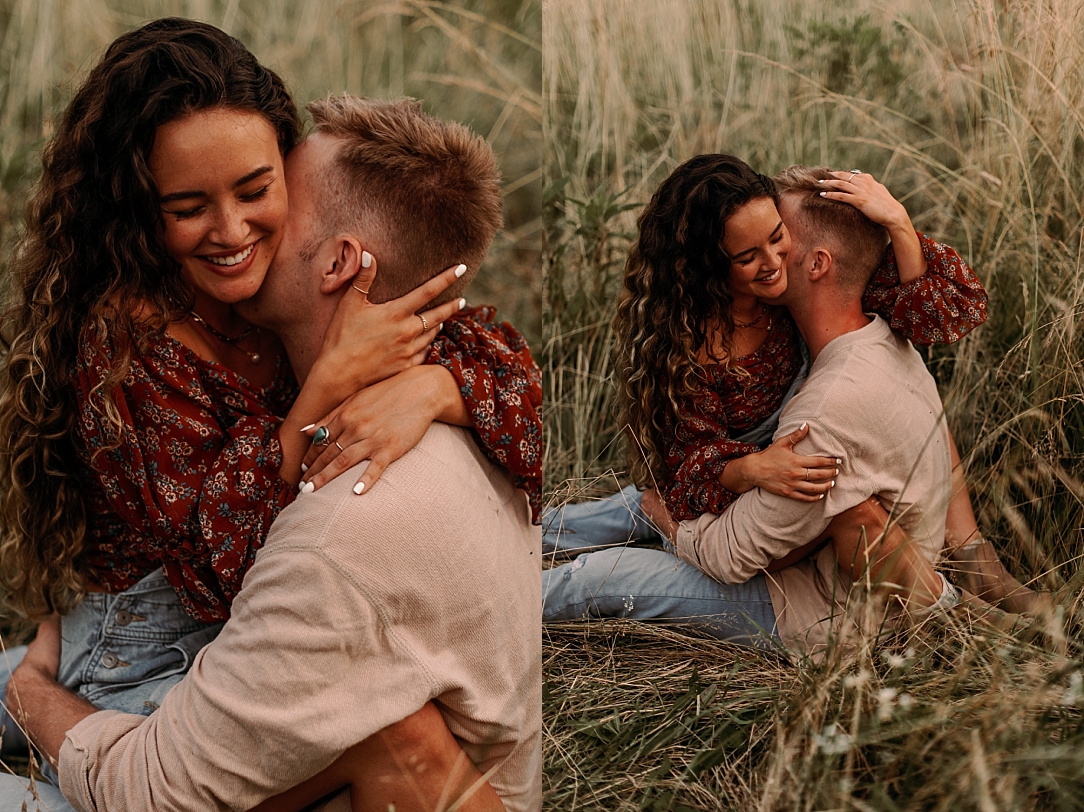 playful summer country field couple session_0074.jpg