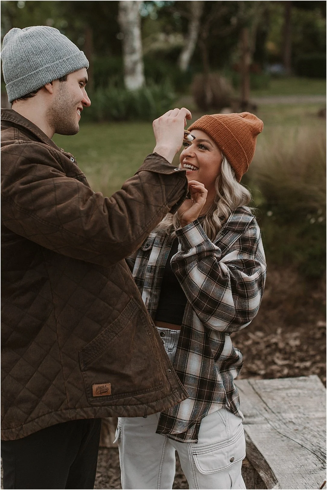 spring campfire s'mores couple session_0010.jpg