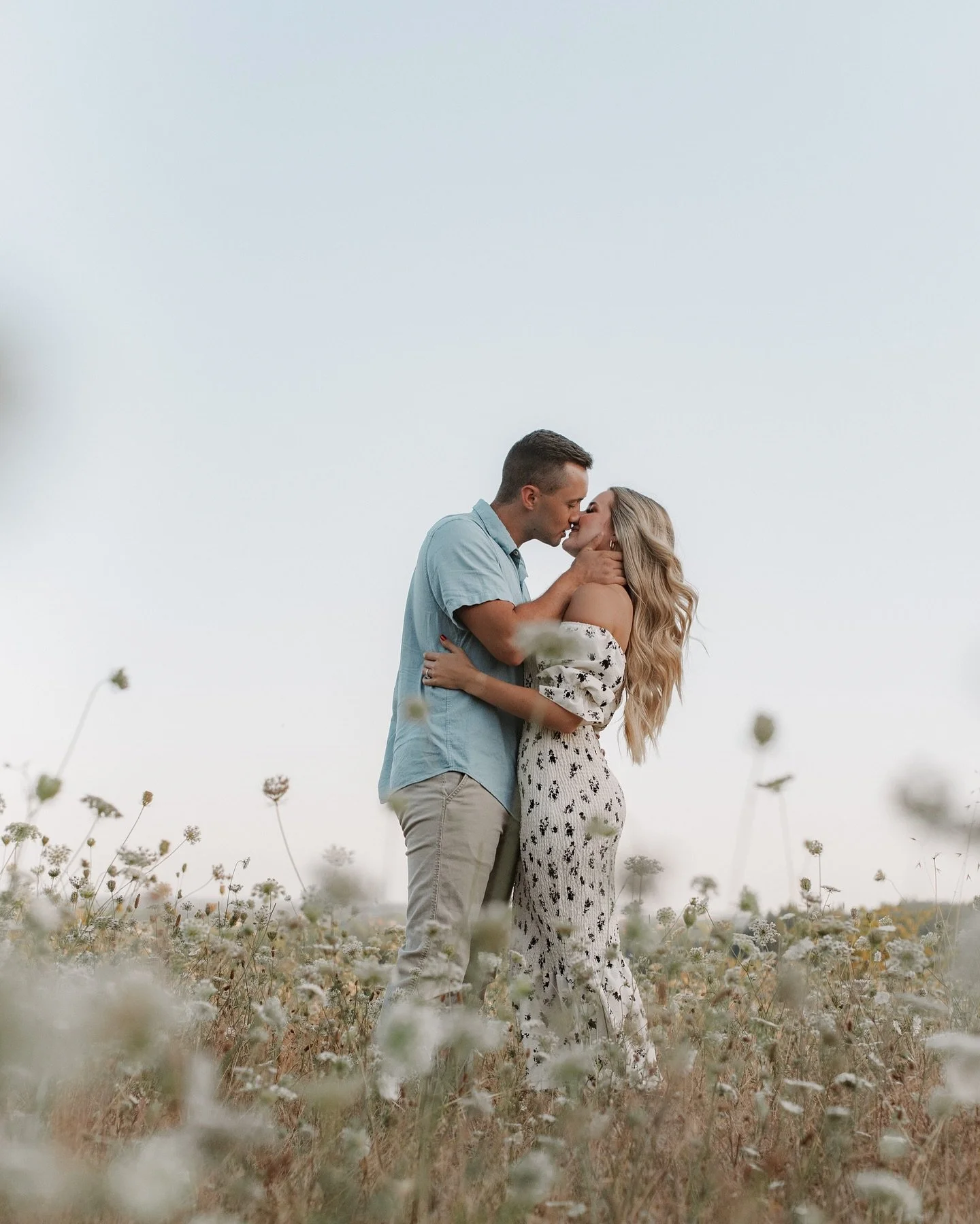 // I&rsquo;ve officially reached the point of summer where I&rsquo;m craving fall..but I still want to keep all these gorgeous summer night shoots + late sunset times