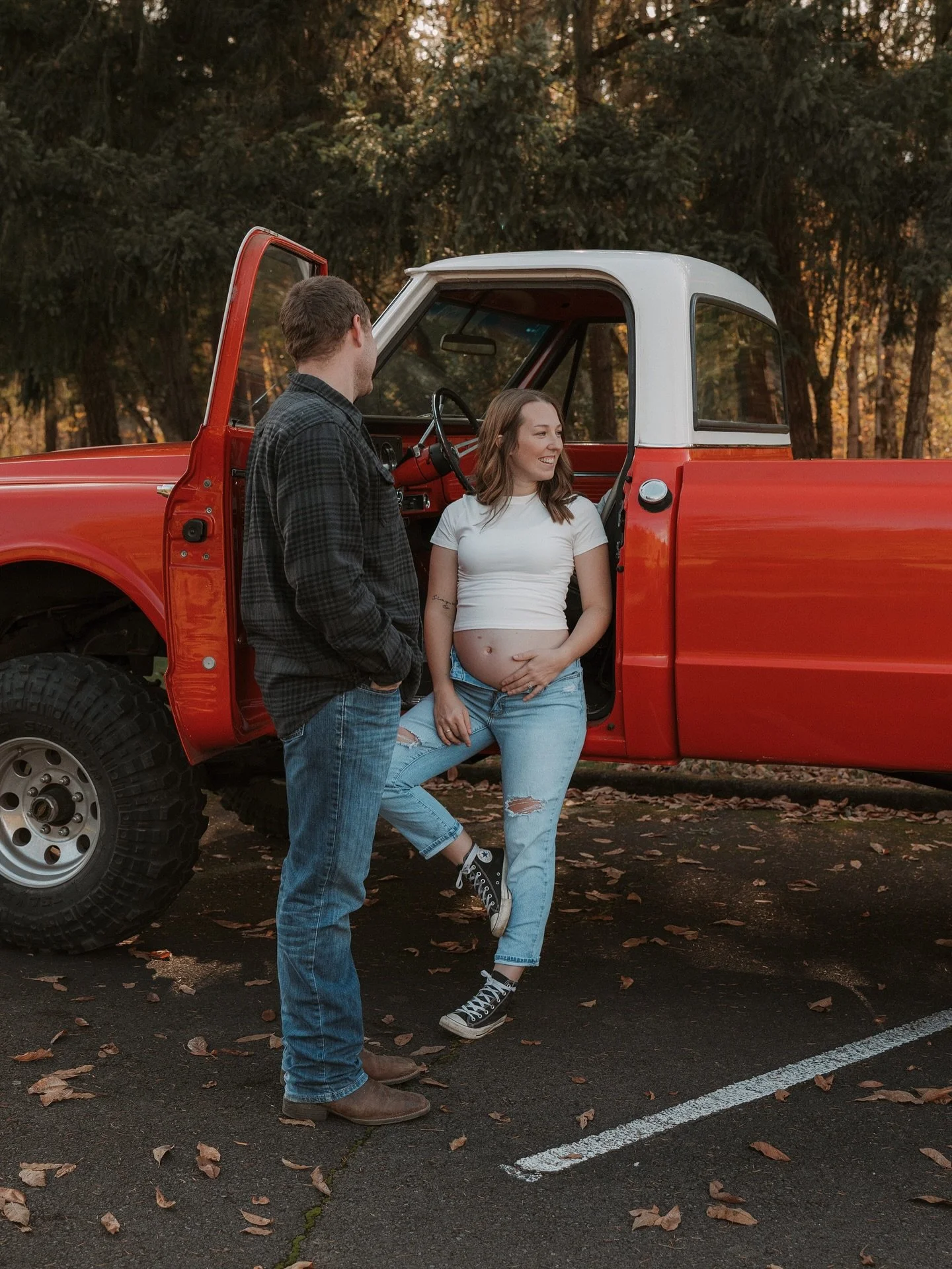 // I think my new year&rsquo;s resolution should be to finally get around to posting from all the incredible sessions + weddings I&rsquo;ve gotten to do this year..
it was probably my busiest year booking wise, but least productive on the social medi