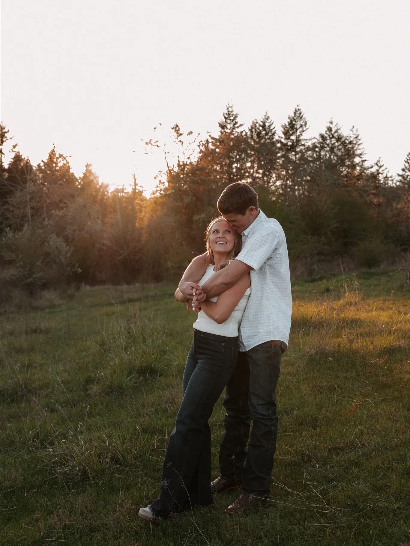 // you know the kinds of people you meet + you feel better for having had been in their presence?

Emily + Garrett are those people.

they have the most infectious joy + genuinely light each other up in a way that is so rare to witness. they are so k