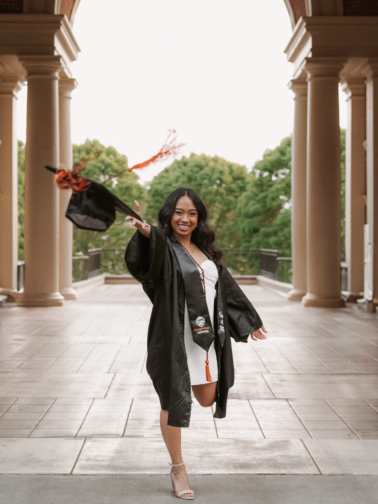 // every year when grad season rolls around, I fall in love with this work all over again

there&rsquo;s nothing like watching someone step into this next chapter + getting to be the one who captures it is a privilege I don&rsquo;t take lightly.

if 