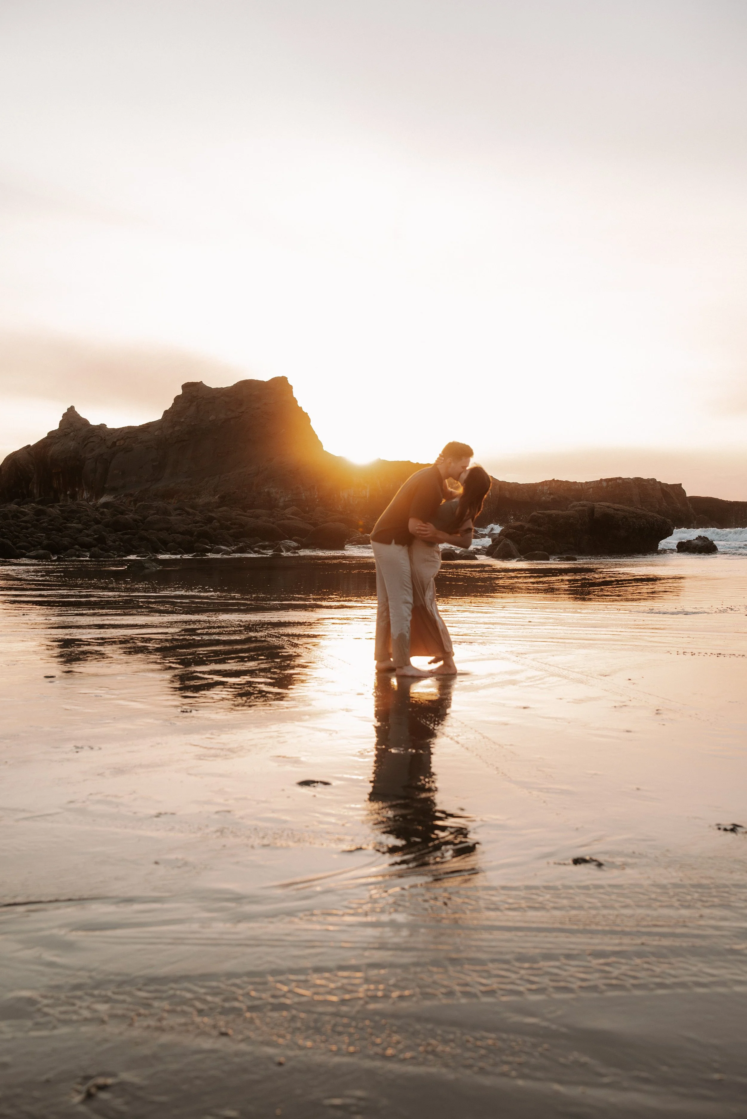 sweet + playful romantic oregon coast engagement session