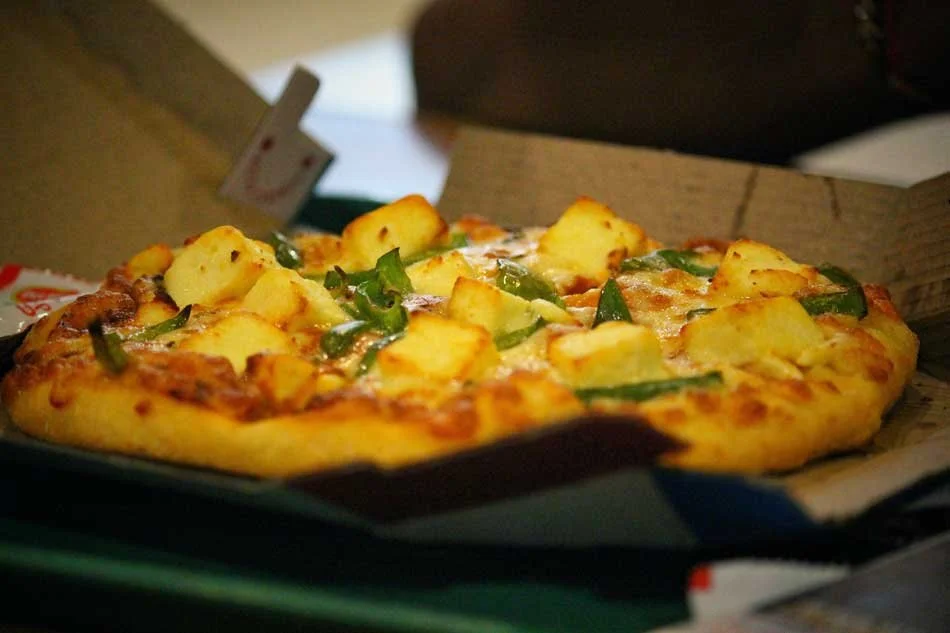 Does Pineapple Belong on Pizza?