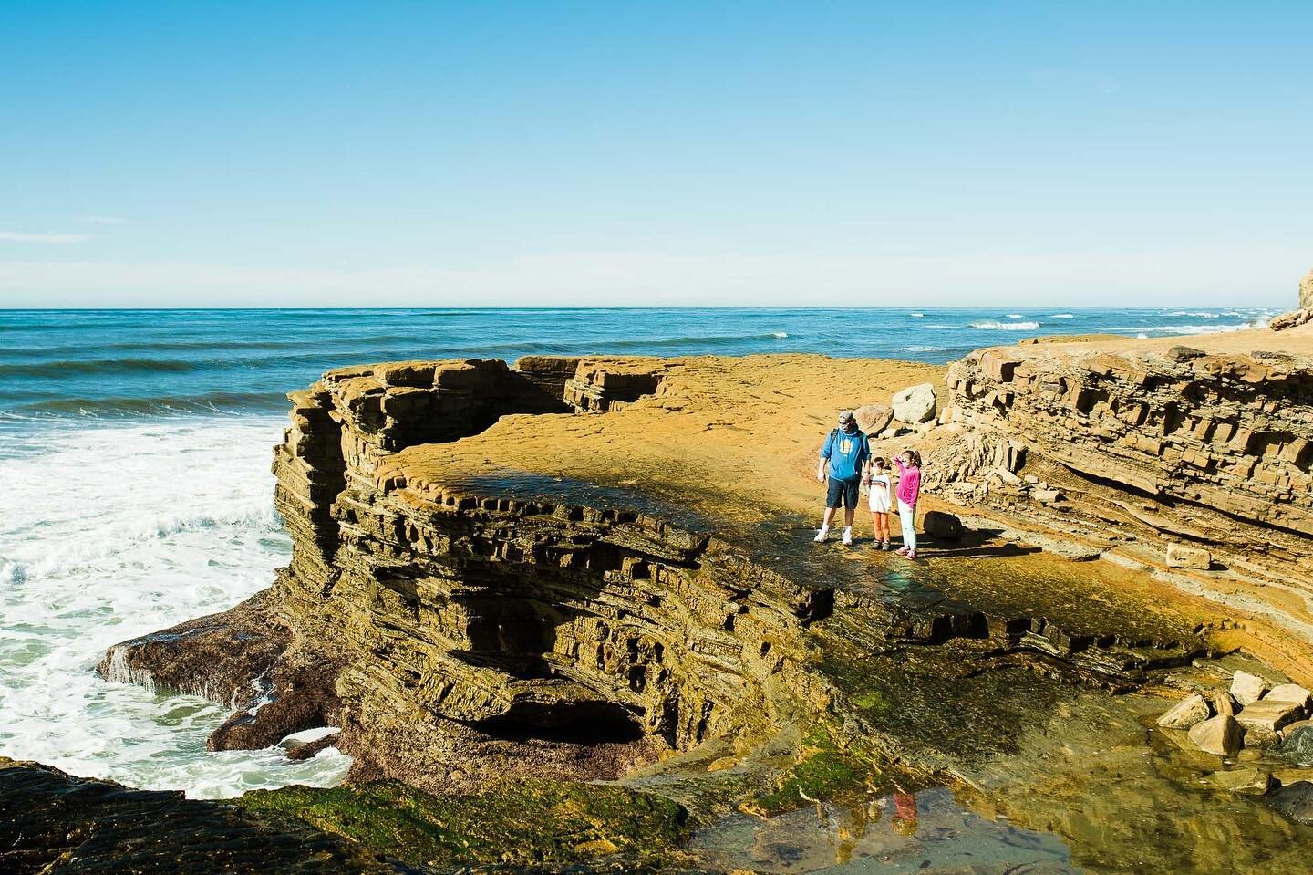 I'm starting a new series called #FridayFavorites to share... my favorite stuff. Basically, I want to talk about things I enjoy, in #SanDiego and beyond. 🙂⁠⁠
First up is @cabrillonps, one of my favorite places we've explored in San Diego so far. Wha