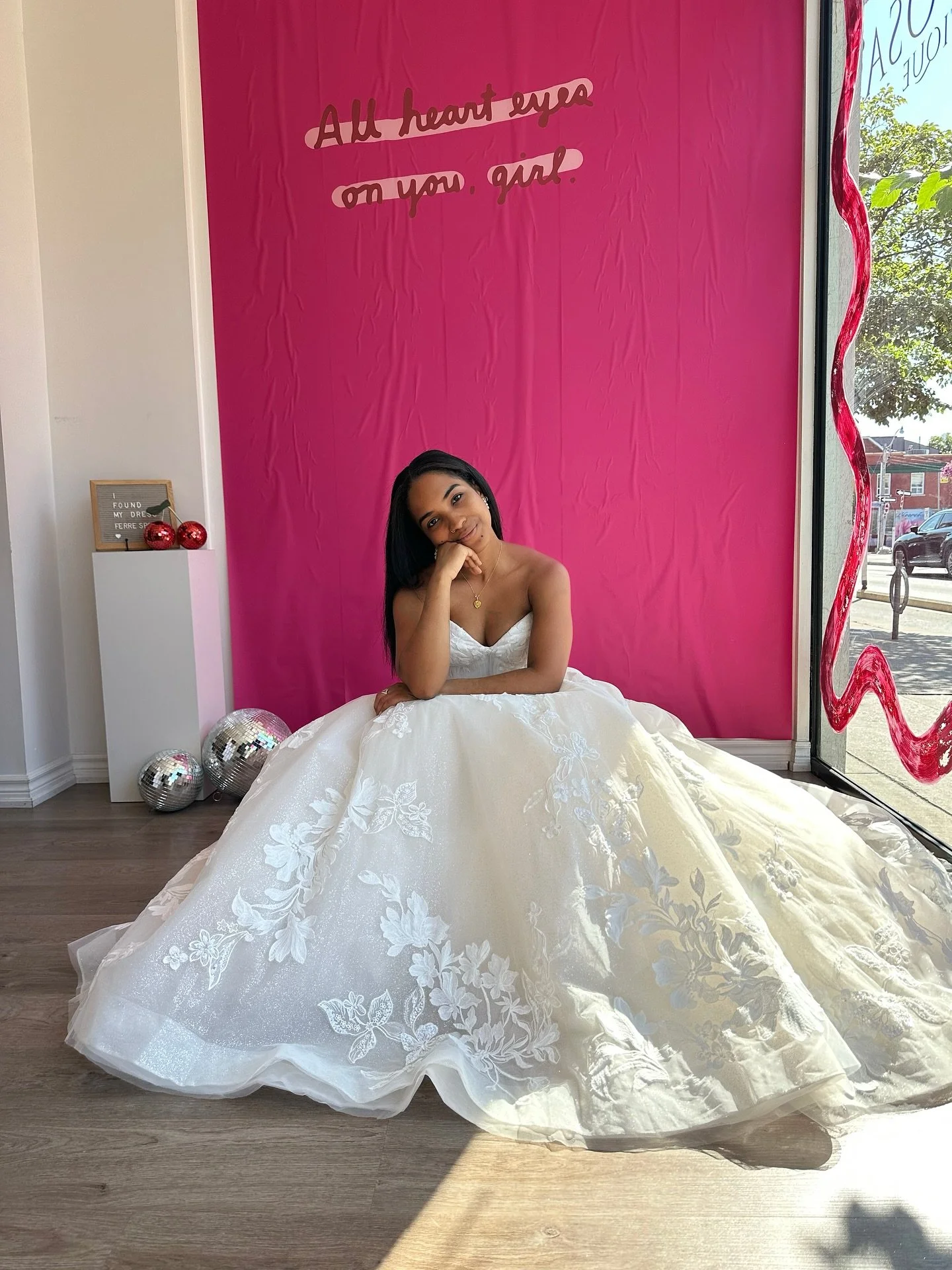 Allure Trunk Show October 16-30 😍 dm us to secure your spot! 

We can&rsquo;t wait to see you. All heart eyes on you brides ⭐️✨💕

#ferresposa #2026bride #torontobridalboutique #allurebridal #weddingdress #bridalinspo👰 #torontoweddings #torontowedd