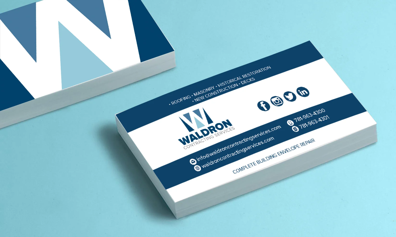 BUSINESS-CARD-MOCKUP-03.jpg