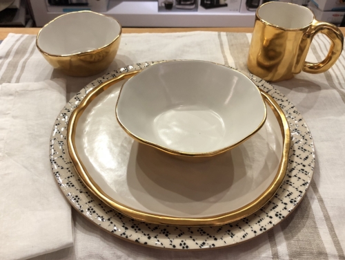 OUR FULL PLACE SETTING - Motes Doggett small bowl, dinner plate, large bowl, and mug - Terrafirma Ceramics black "Maze" charger - Blue Pheasant white linen napkin