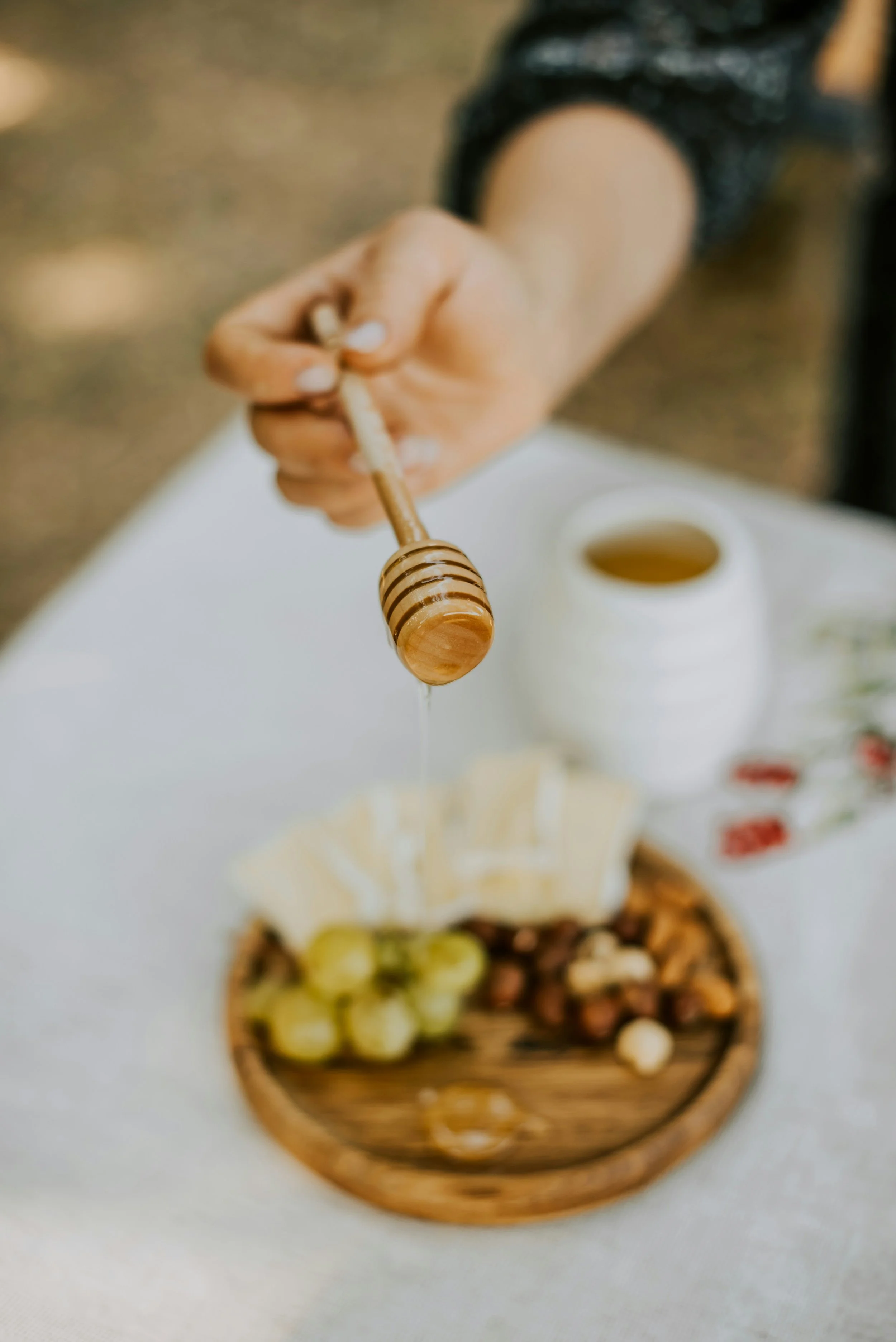kateryna-hliznitsova-PTYSIZiFJlI-unsplash.jpg
