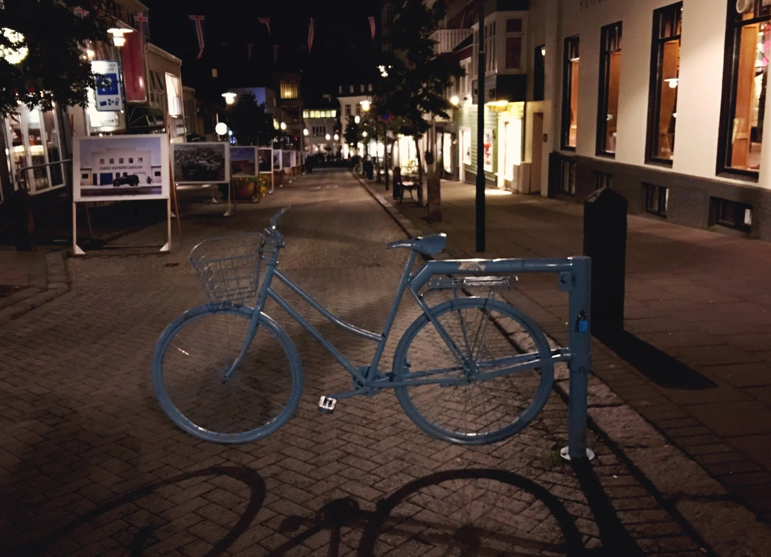 This bicycle functions as a gate!