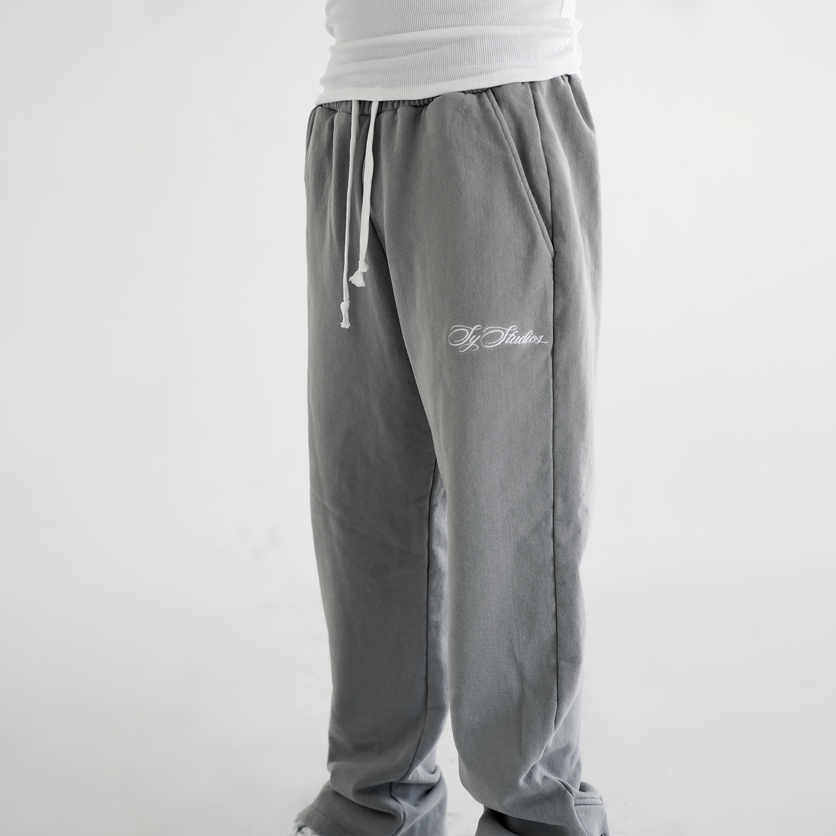 grey sweats 1.png
