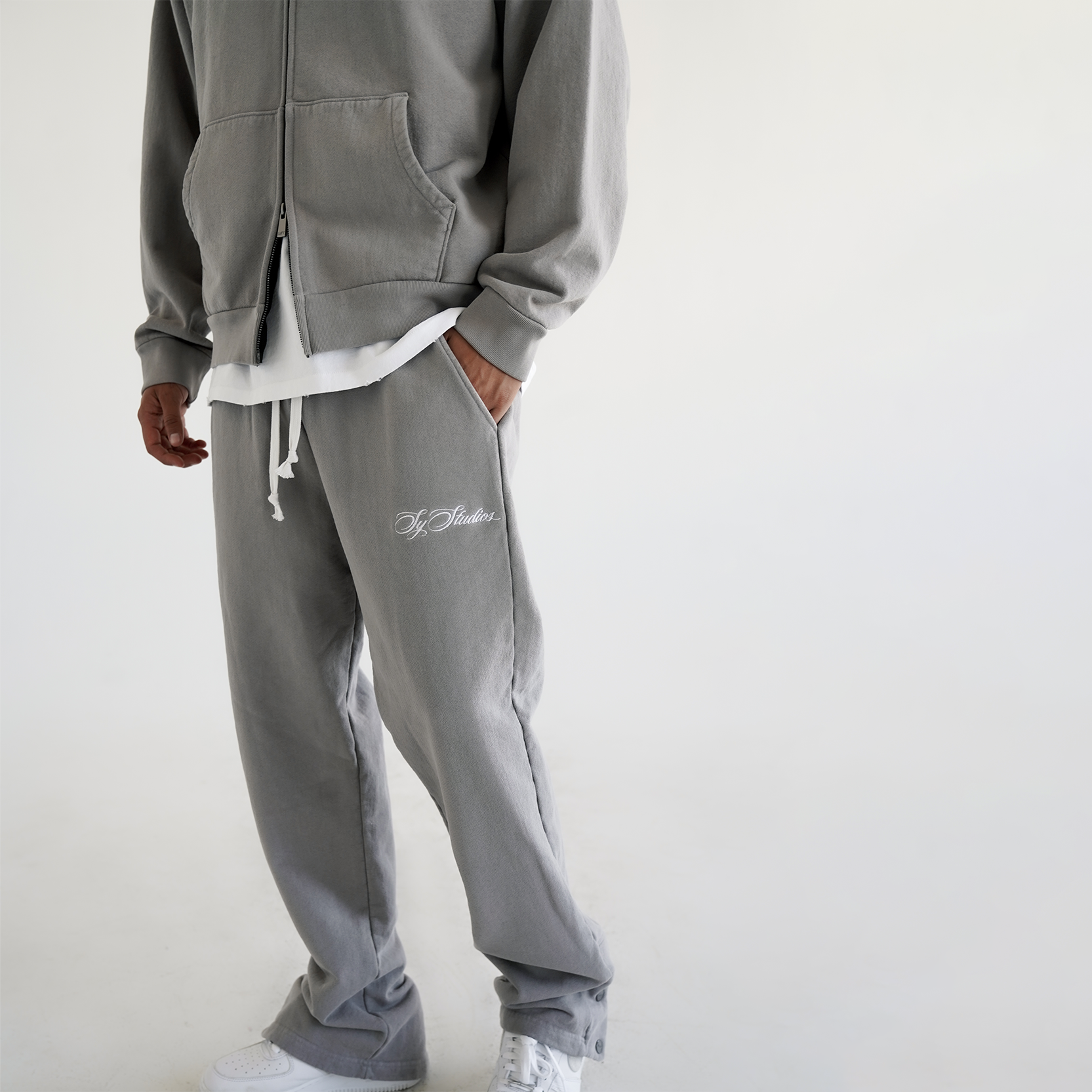 grey sweats 2.png