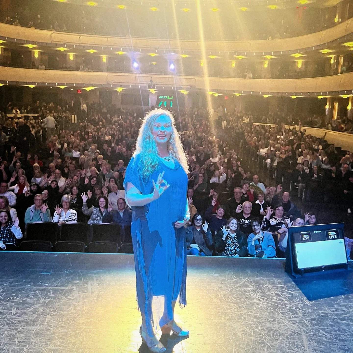 I had a blast last night at the @smithcenterlv in Las Vegas, taking almost 2,000 people on a dive of the Great Barrier Reef thanks to the multimedia magic of @nationalgeographiclive. 🤿🪸🌊
 
At almost 8 months pregnant, I&rsquo;m winding down the to