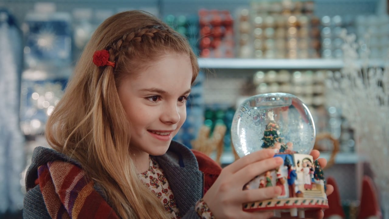Commercial: Kaikkiin täydellisiin jouluhetkiin (25 s)