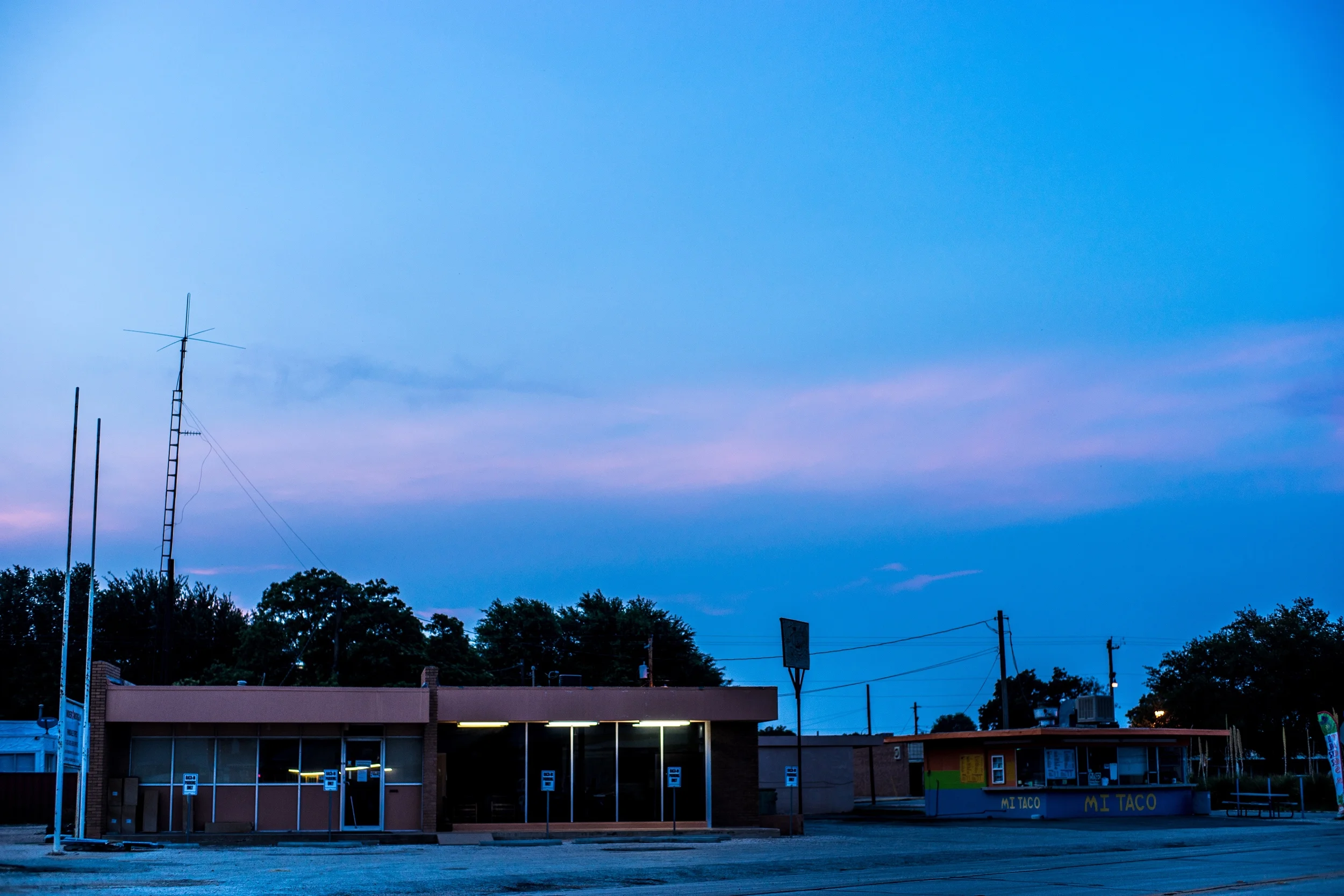 DSC04988-small.jpg
