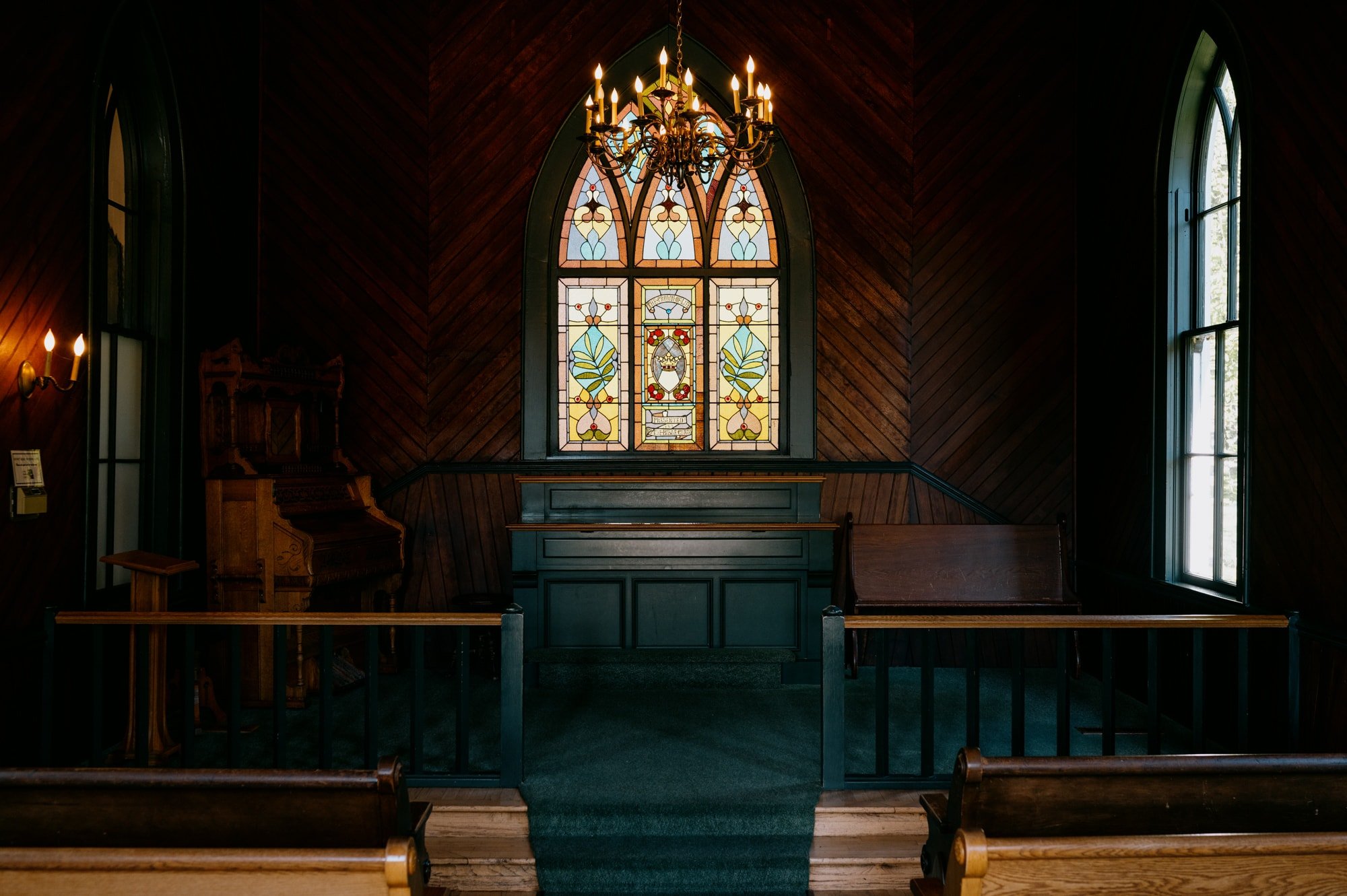 Inside altar of Oaks Pioneer Church