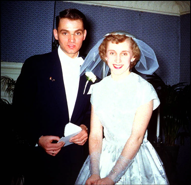 Scanned 2004 Joan & Garret Wedding Jan 1955 3.jpg