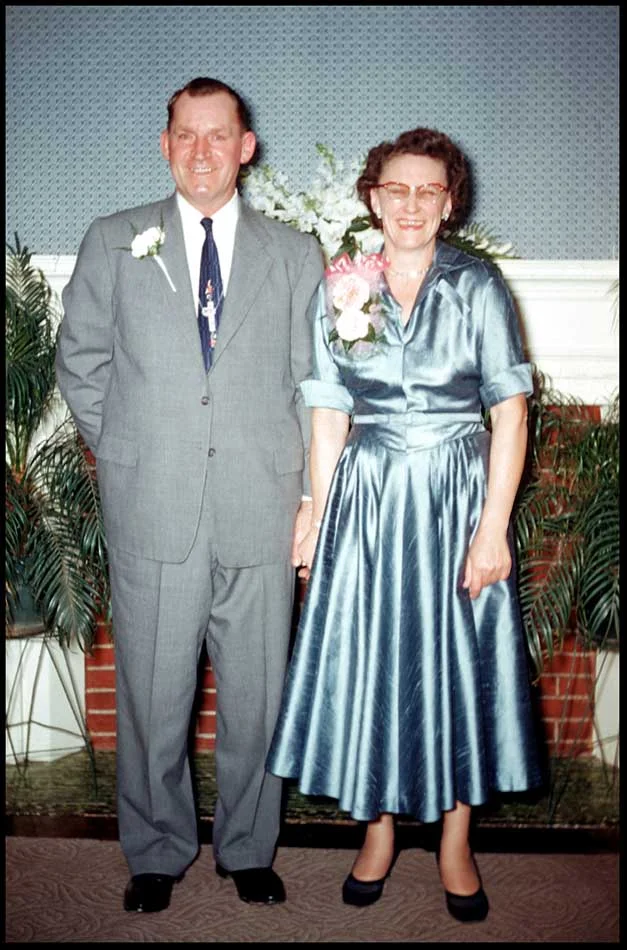 Scanned 2004 Sikkema Grandparents unkown date.jpg