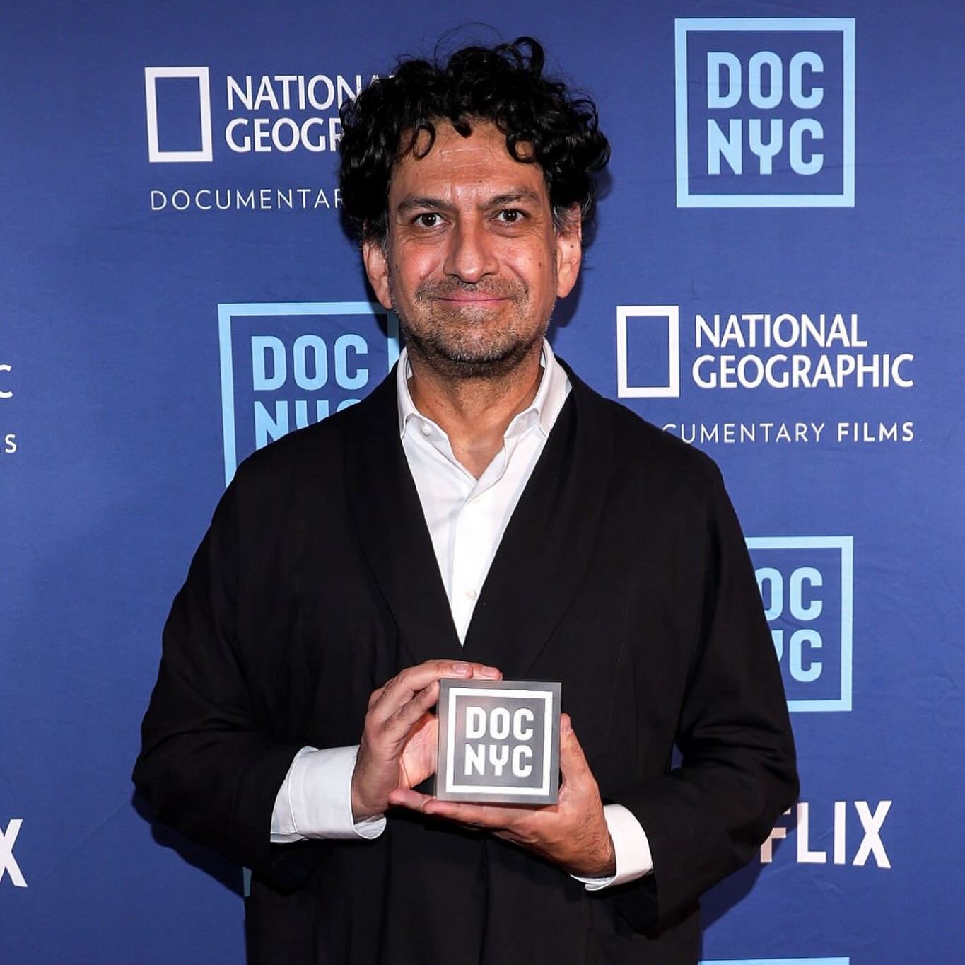 Cinema Tropical&rsquo;s co-founding executive director, Carlos A. Guti&eacute;rrez, received the Leading Light Award today at DOC NYC&rsquo;s 12th annual Visionaries Tribute, while Haitian-Panamanian director Mich&egrave;le Stephenson and her partner
