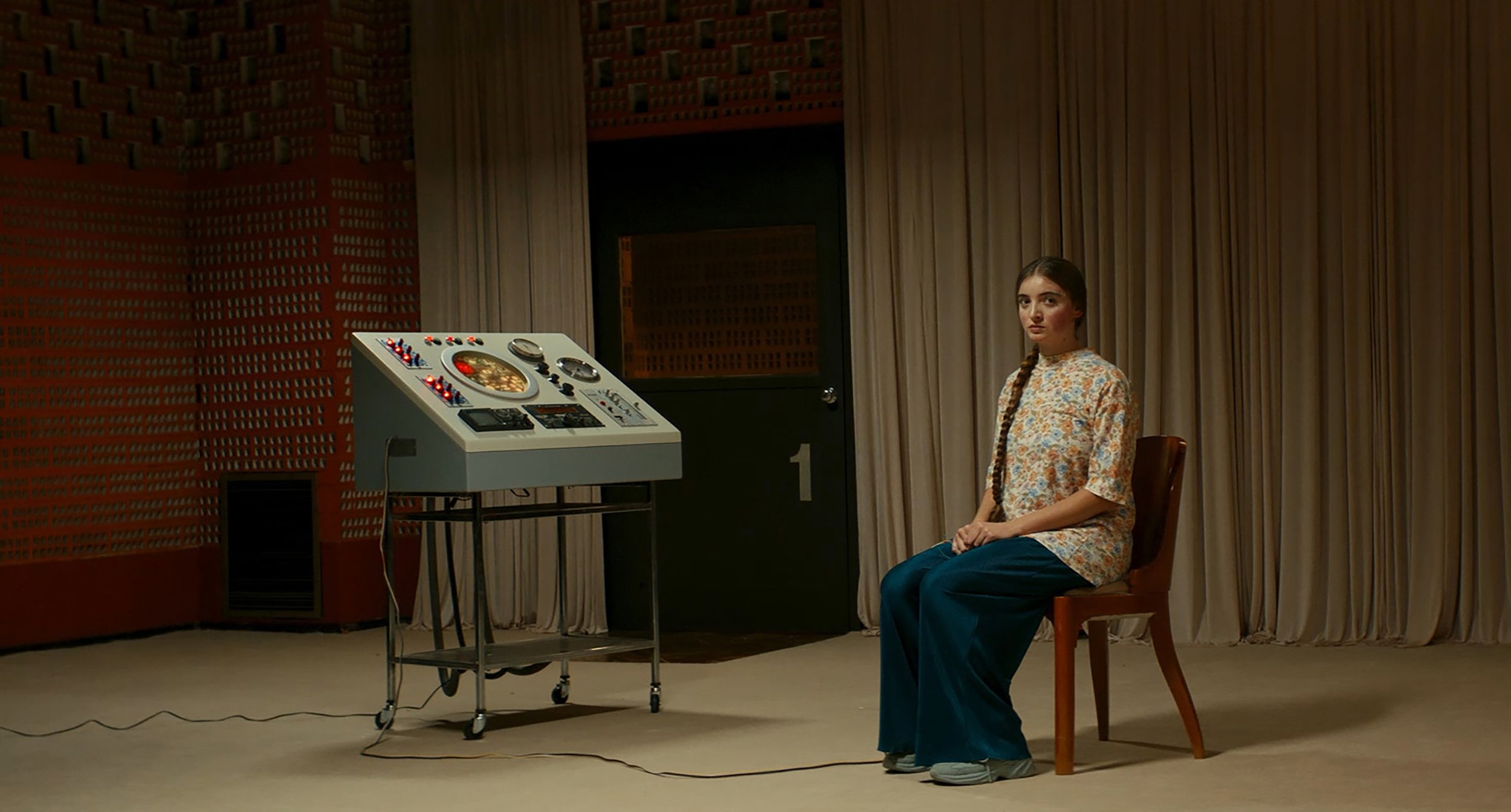 Winner of the Viewpoints Award at the Tribeca Festival, Luc&iacute;a Garibaldi&rsquo;s dazzling feature A BRIGHT FUTURE / UN FUTURO BRILLANTE comes to New York for a special edition of Las Premieres at Museum of the Moving Image.

Set in a haunting w