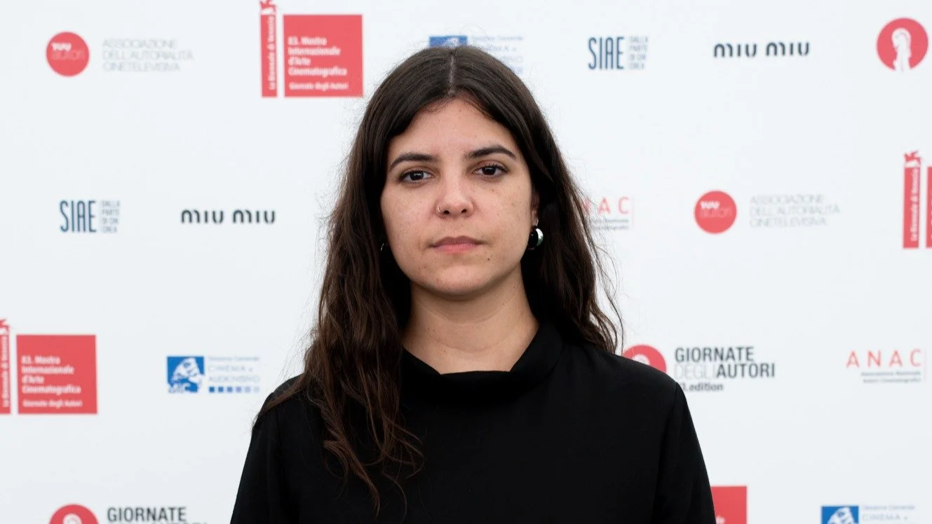Argentina wins in Venice! 

Mar&iacute;a Aparicio&rsquo;s SOMETIMES SADNESS, SOMETIMES REBELLION / A VECES ME ENTRA TRISTEZA, OTRAS VECES REBELI&Oacute;N has won the GdA Director&rsquo;s Award, the top prize at Venice&rsquo;s Giornate degli Autori (V