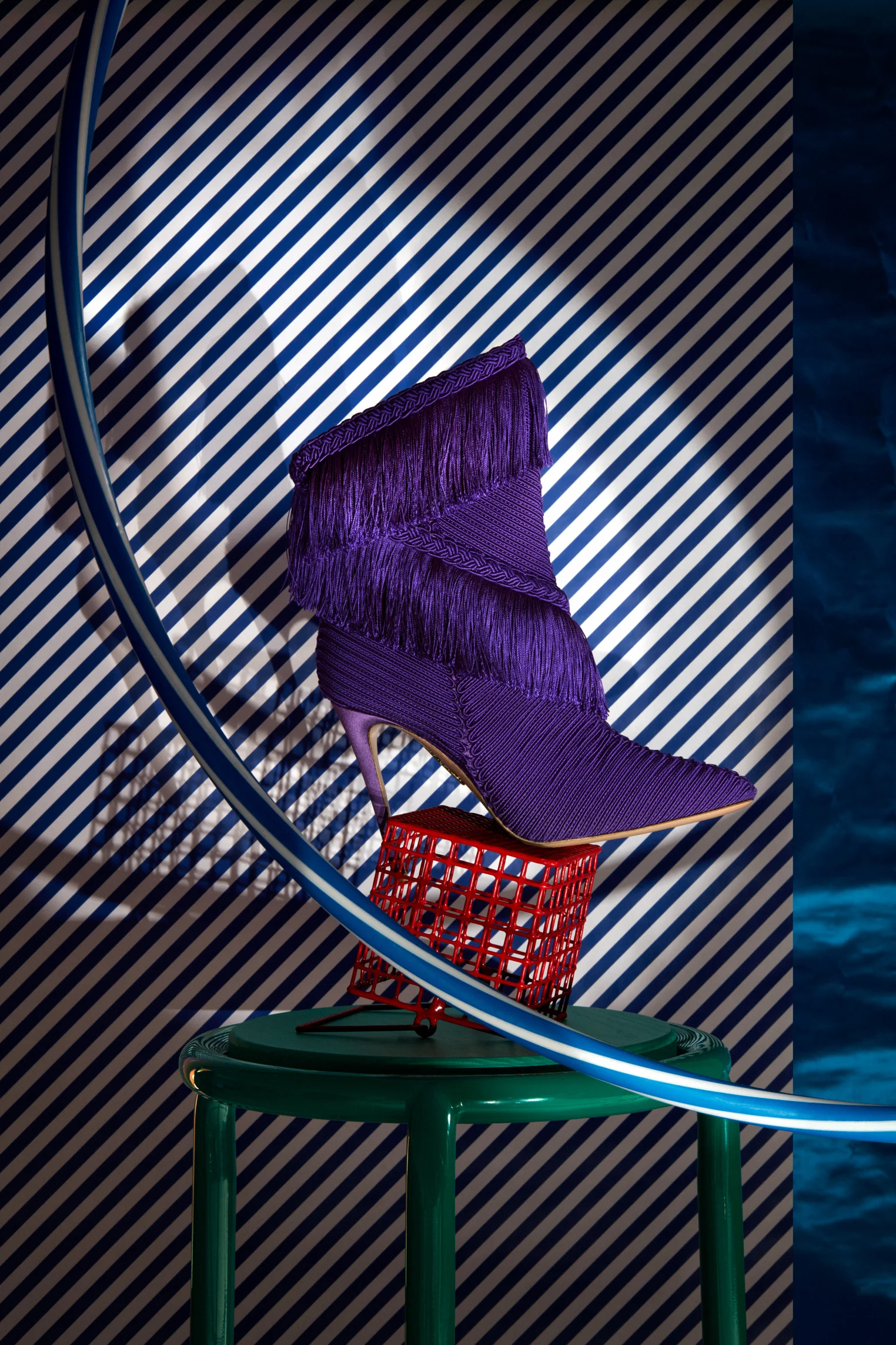  Lauren Coleman / Vogue China  VS+Company 