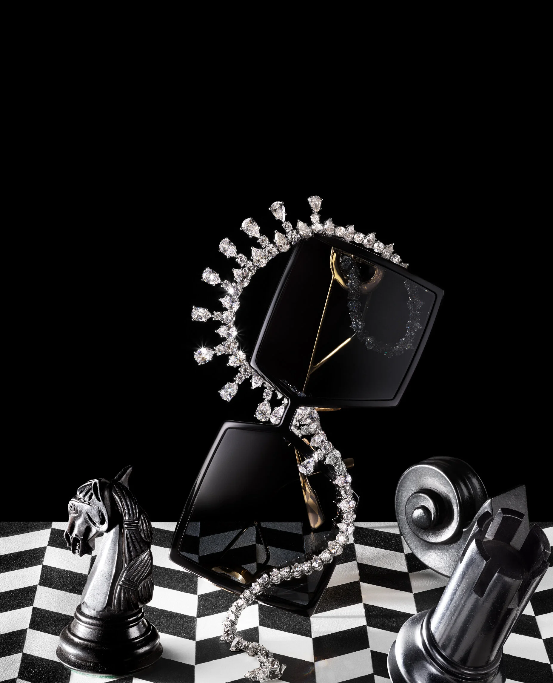  Horacio Salinas / Four Seasons Magazine  for VS+Company 