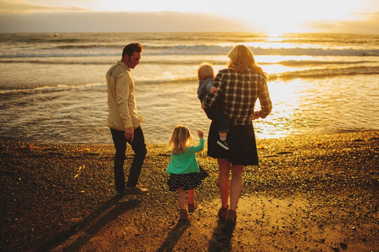 beach-family-portrait-16.jpg