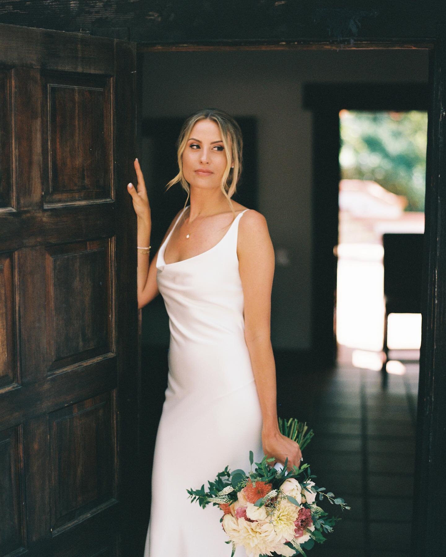 Just got back a roll from a recent wedding.  Can&rsquo;t wait to share more. 
Shot on @kodak #portra400 w #contax645