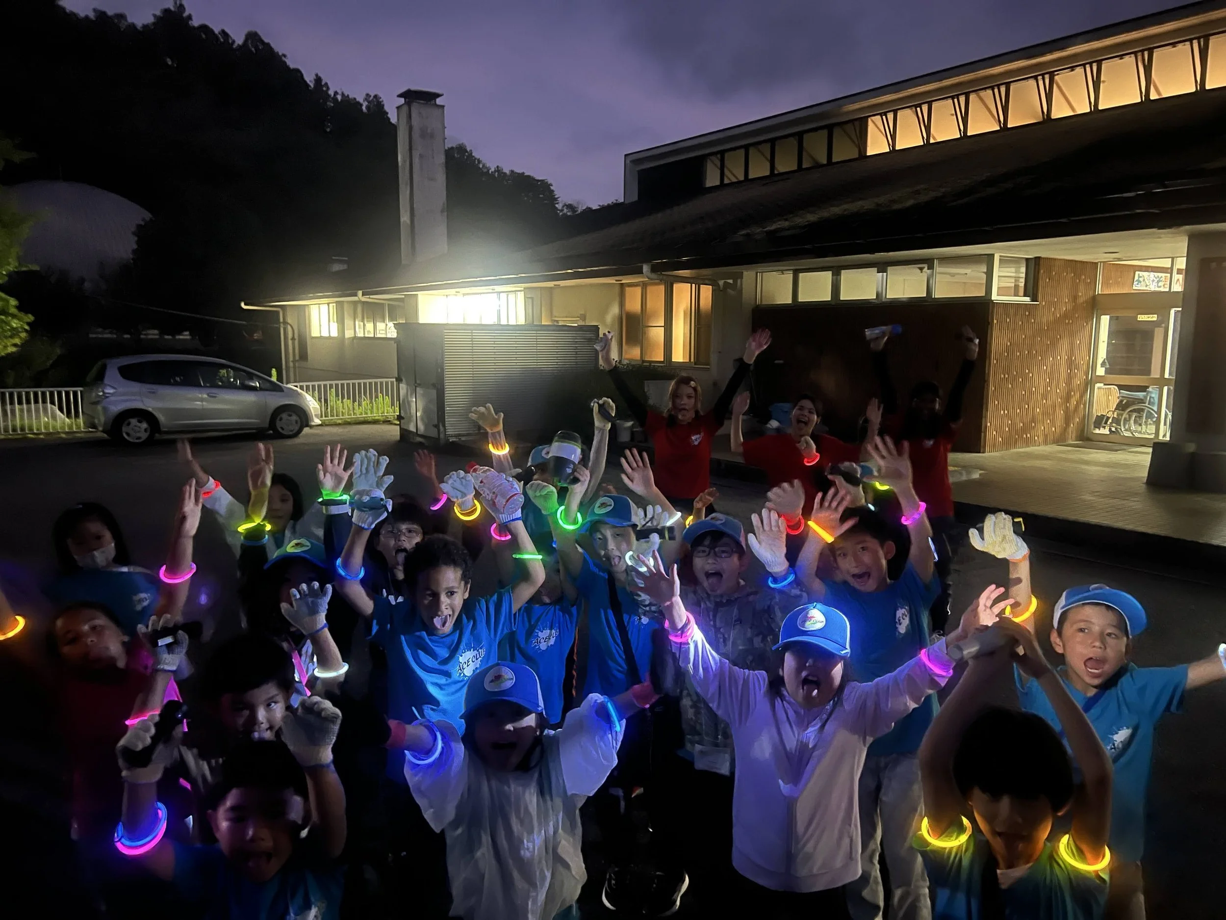 Kids-creating-memories-for-life-at-Okinawa-summer-camp