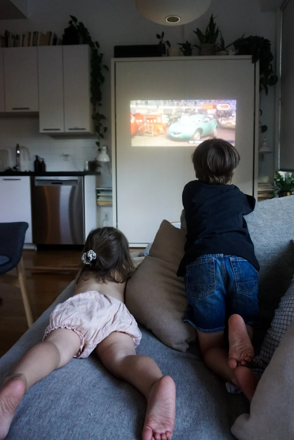 Watching one of the rare movie that doesn't scare Theo.