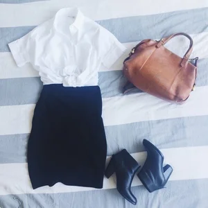 Minimal Pregnancy Wardrobe