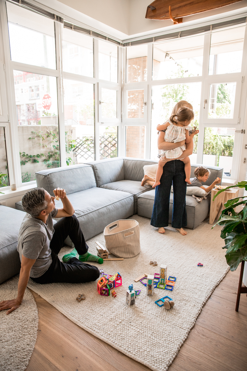 small living room with kids