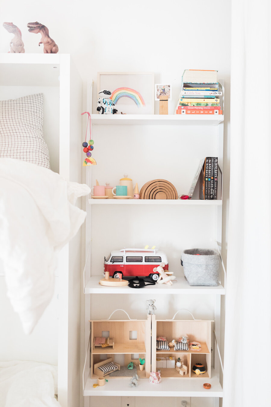 New shelf in the kids’ room (photo:  Modern Nest Photography )