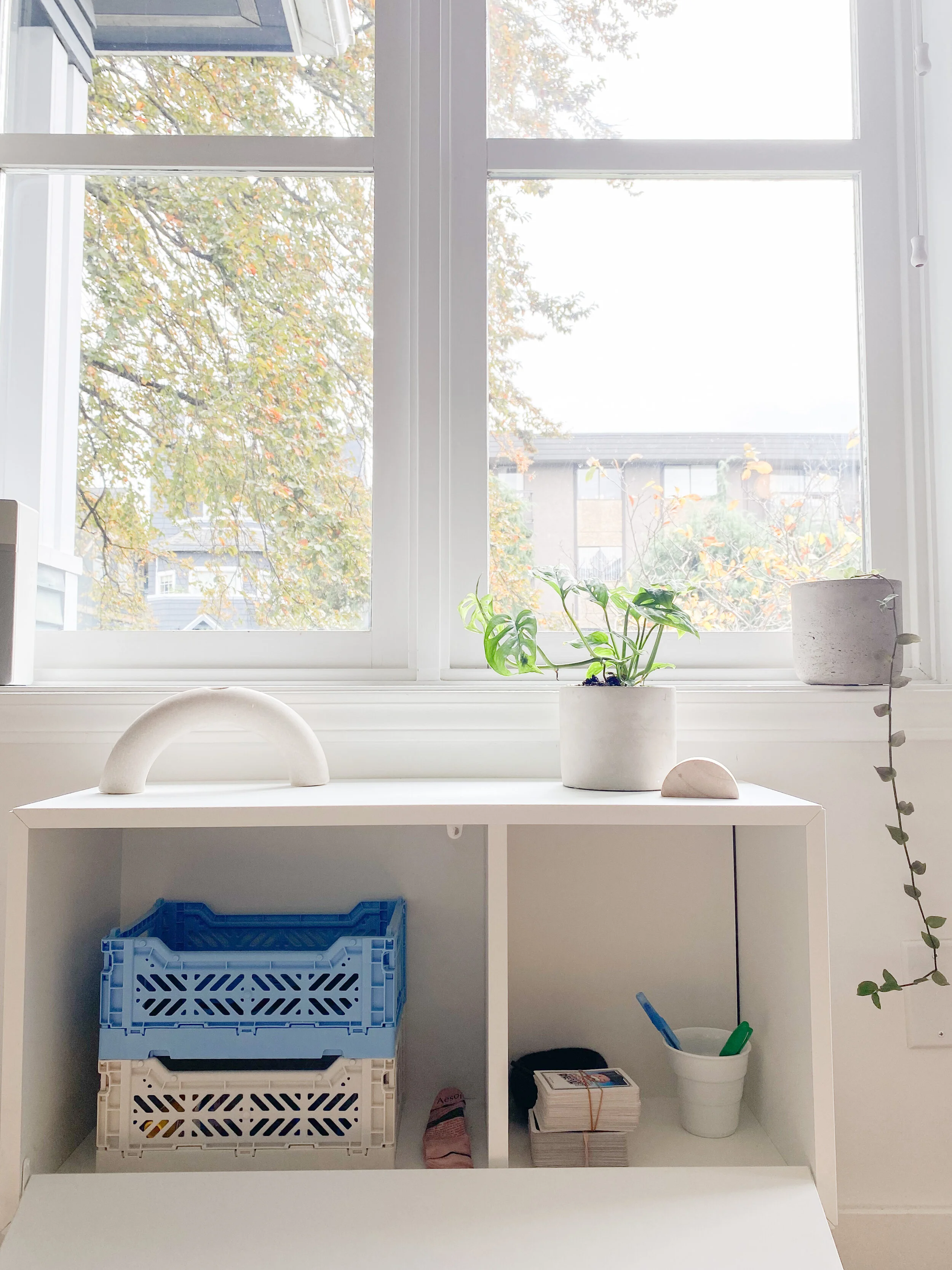 Tiny Entryway Solutions (where you don't want an entryway)