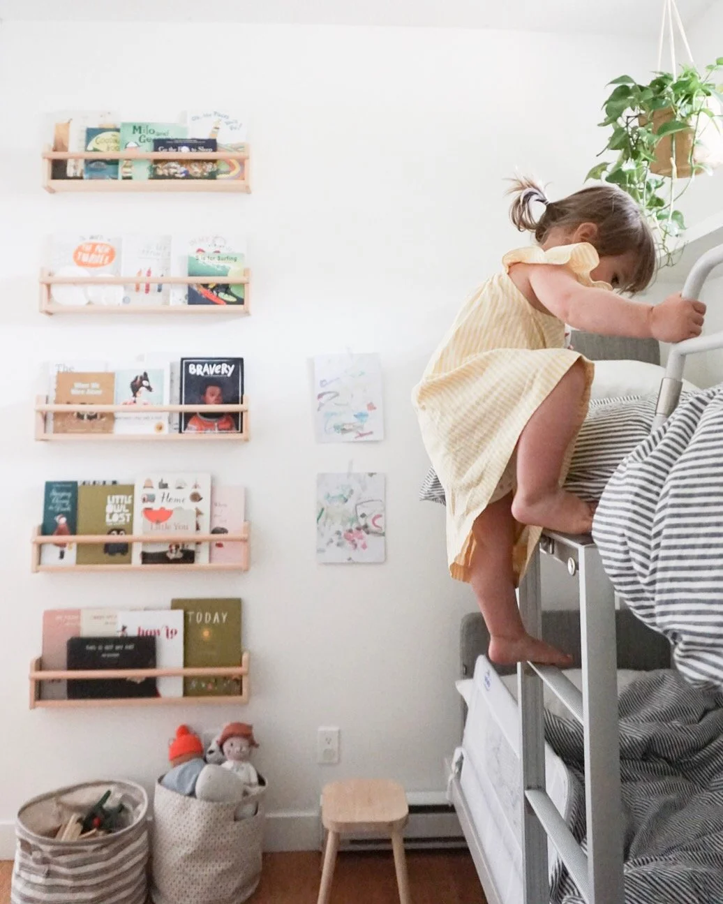 Kids Wall Bookshelves Roundup (Ikea Flisat Alternatives)