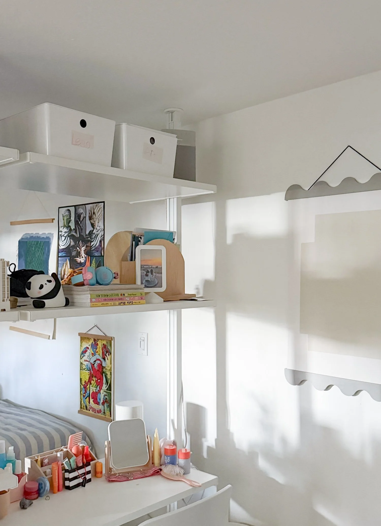 Update on the Kids' Room Shelf Divider