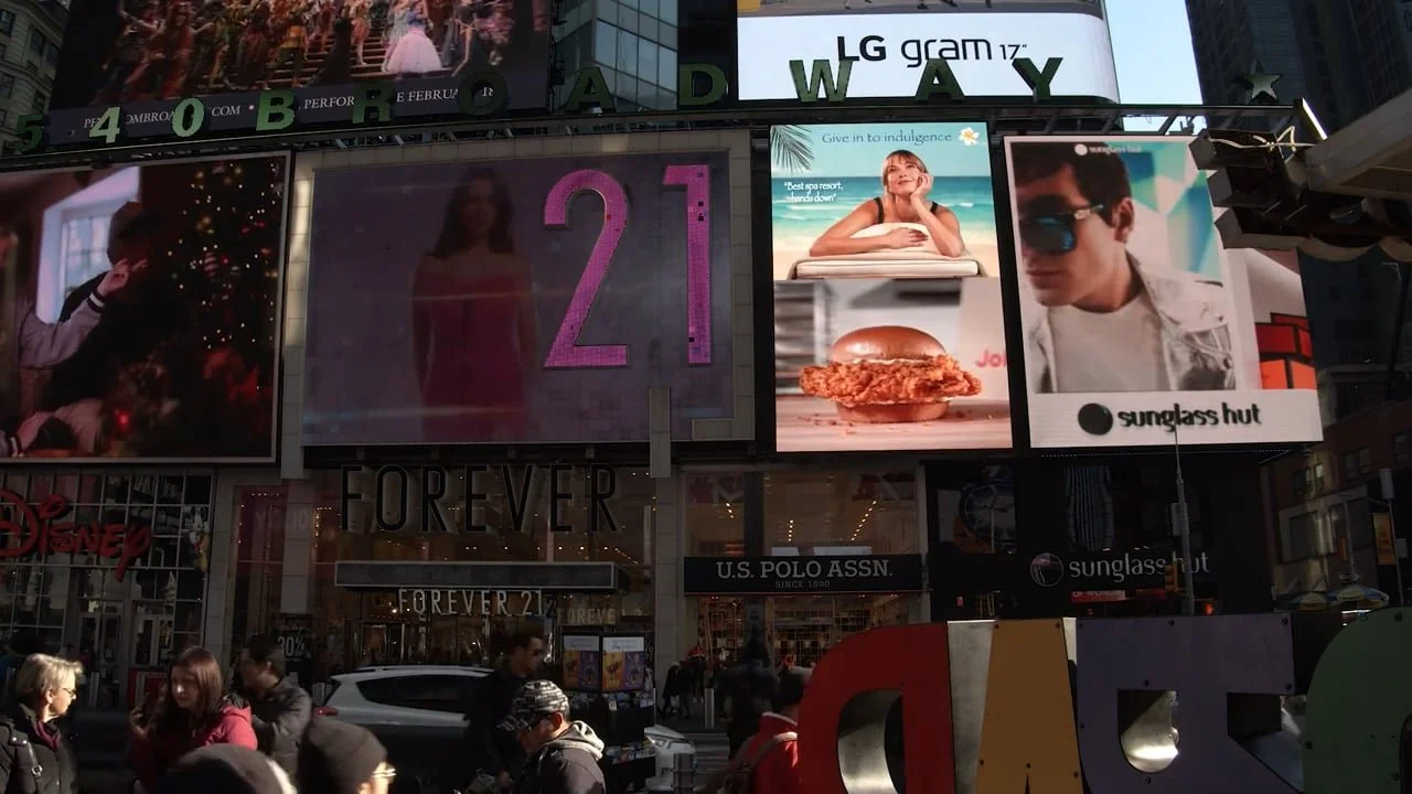 jollibee__times_square_ny_polo_screen_ (720p)