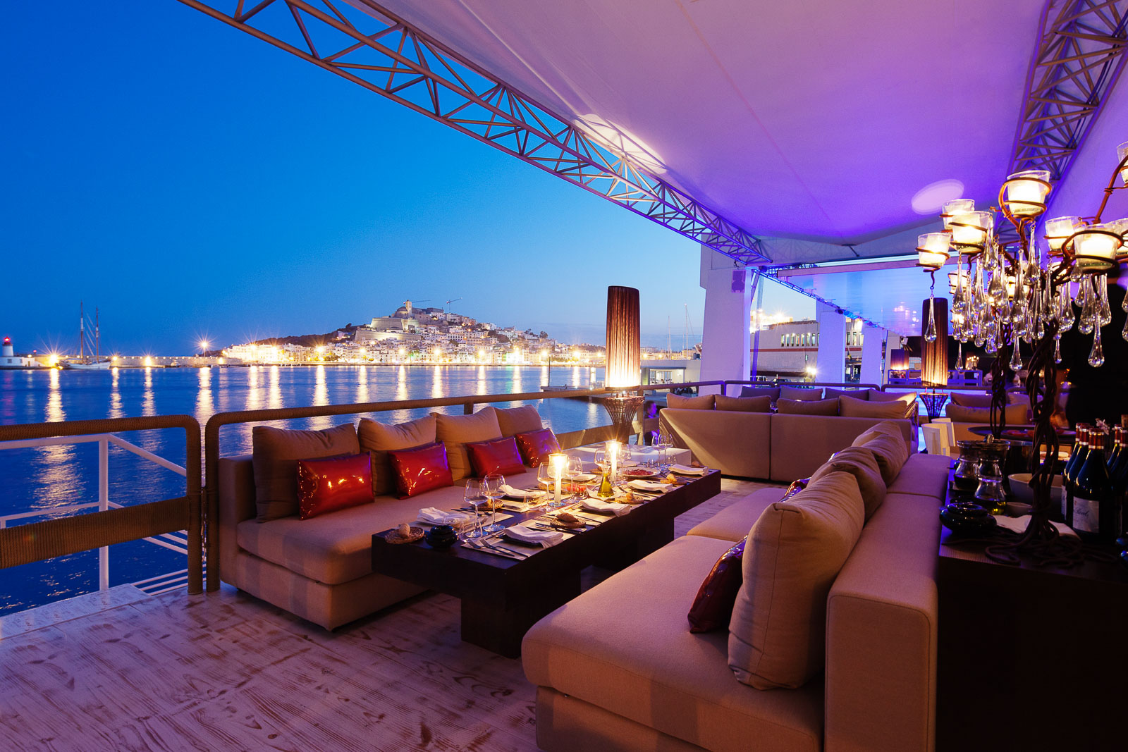 El Lio Ibiza. Design by EstudioIN