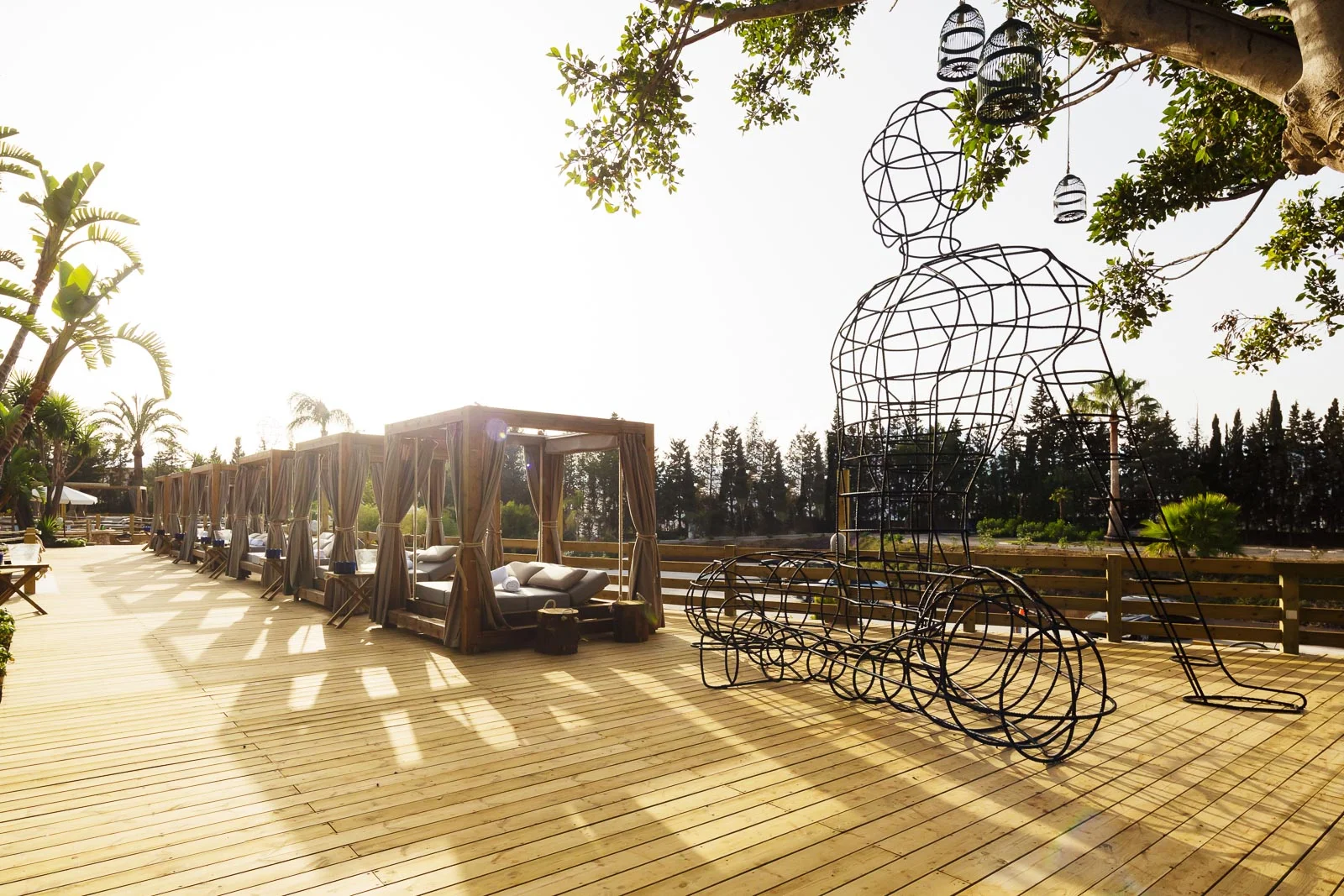 Nao Pool Club in Marbella by EstudioIN