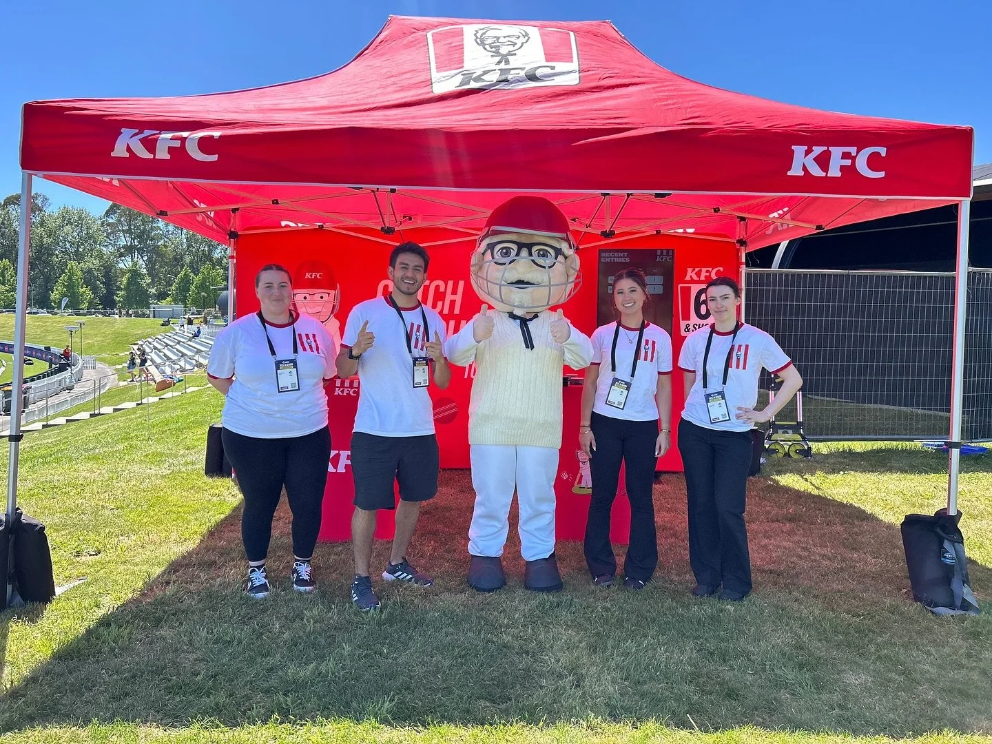 Who doesn&rsquo;t love a fun game to test your reaction skills? 🏏

Cricket fans at the Black Caps v West Indies game in Nelson were spoilt to some competitive fun on the reaction speed game thanks to @kfcnz 

Creative activations like this aren&rsqu