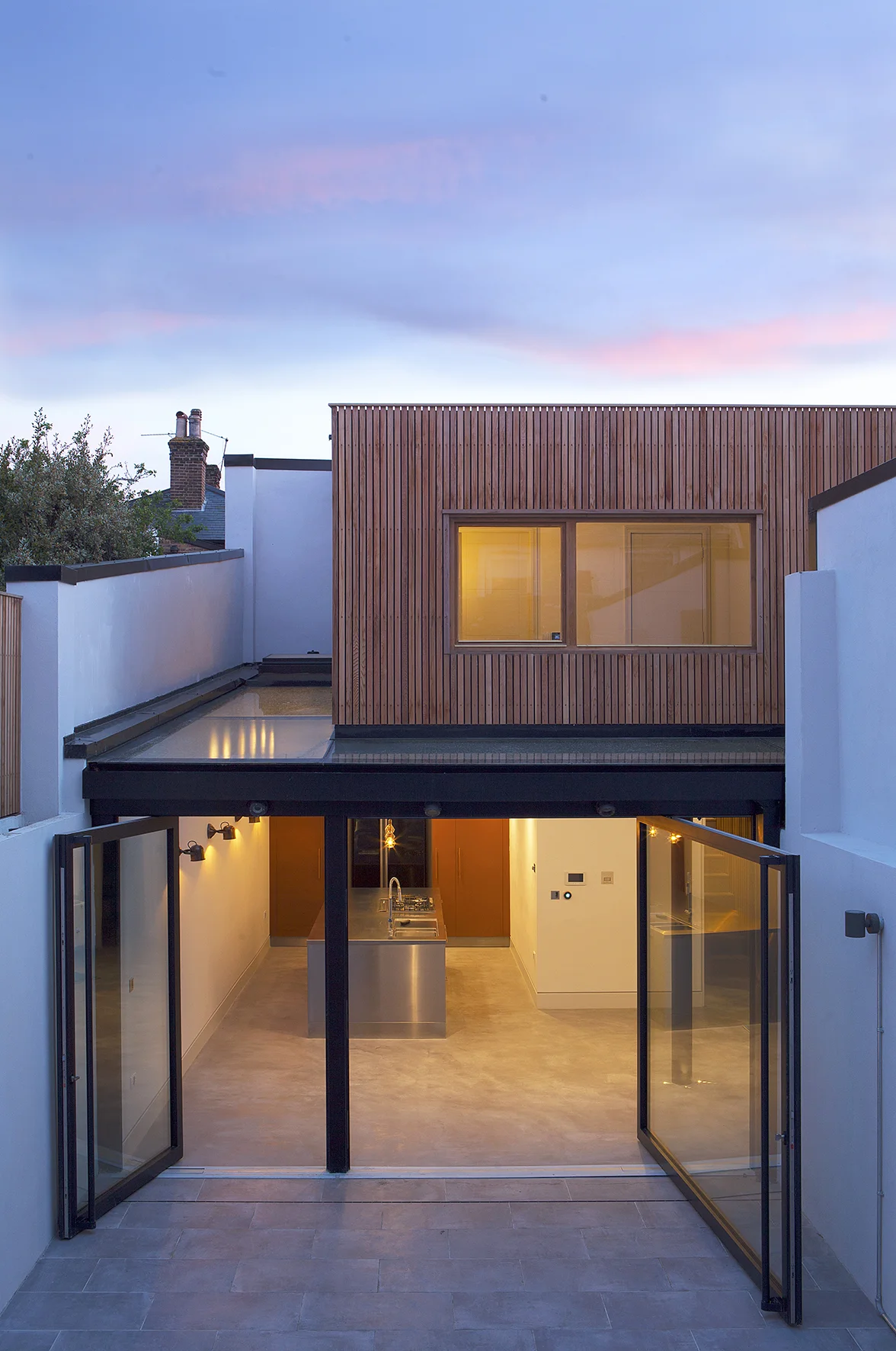OBLIQUE HOUSE