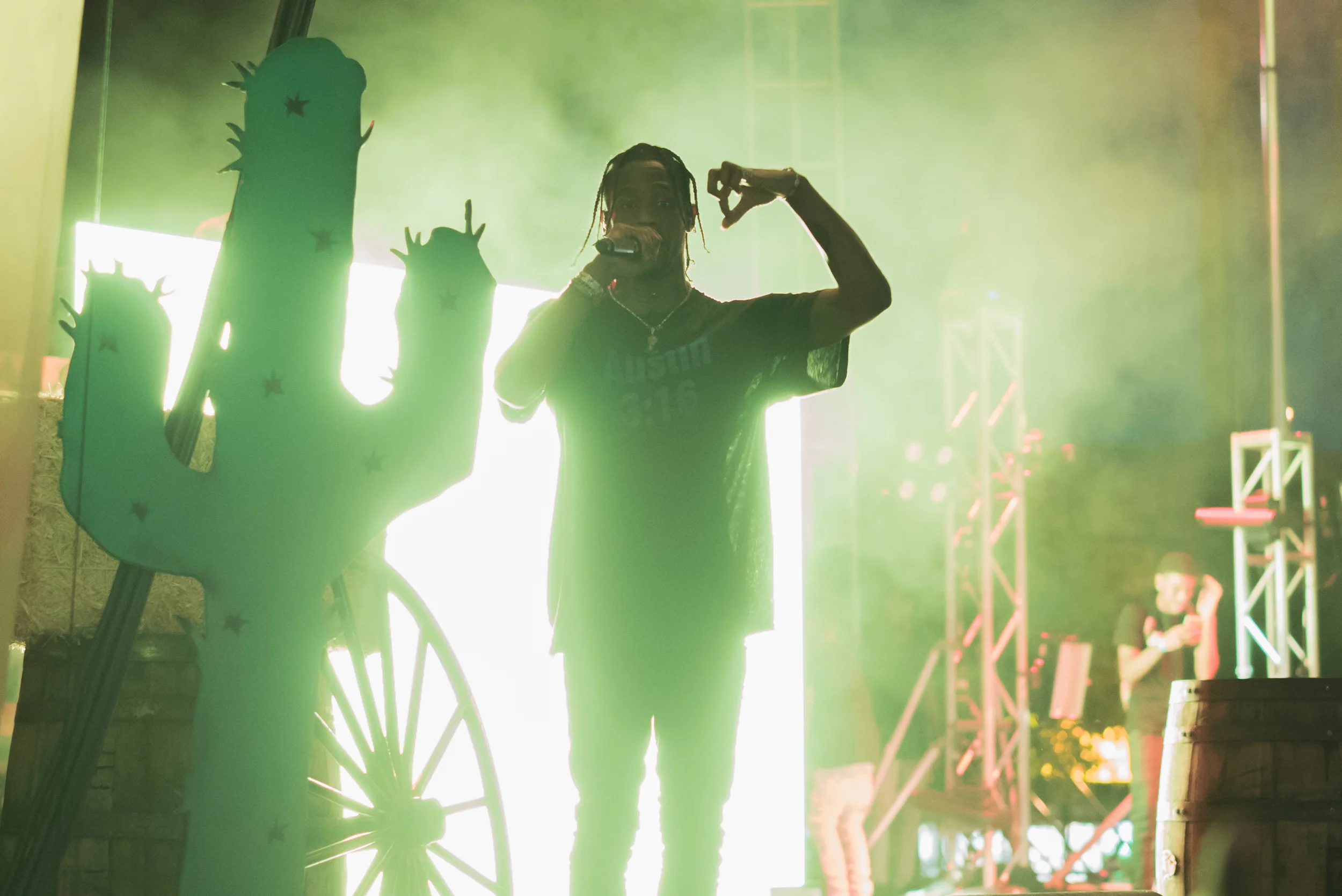Travis Scott at Gluday
